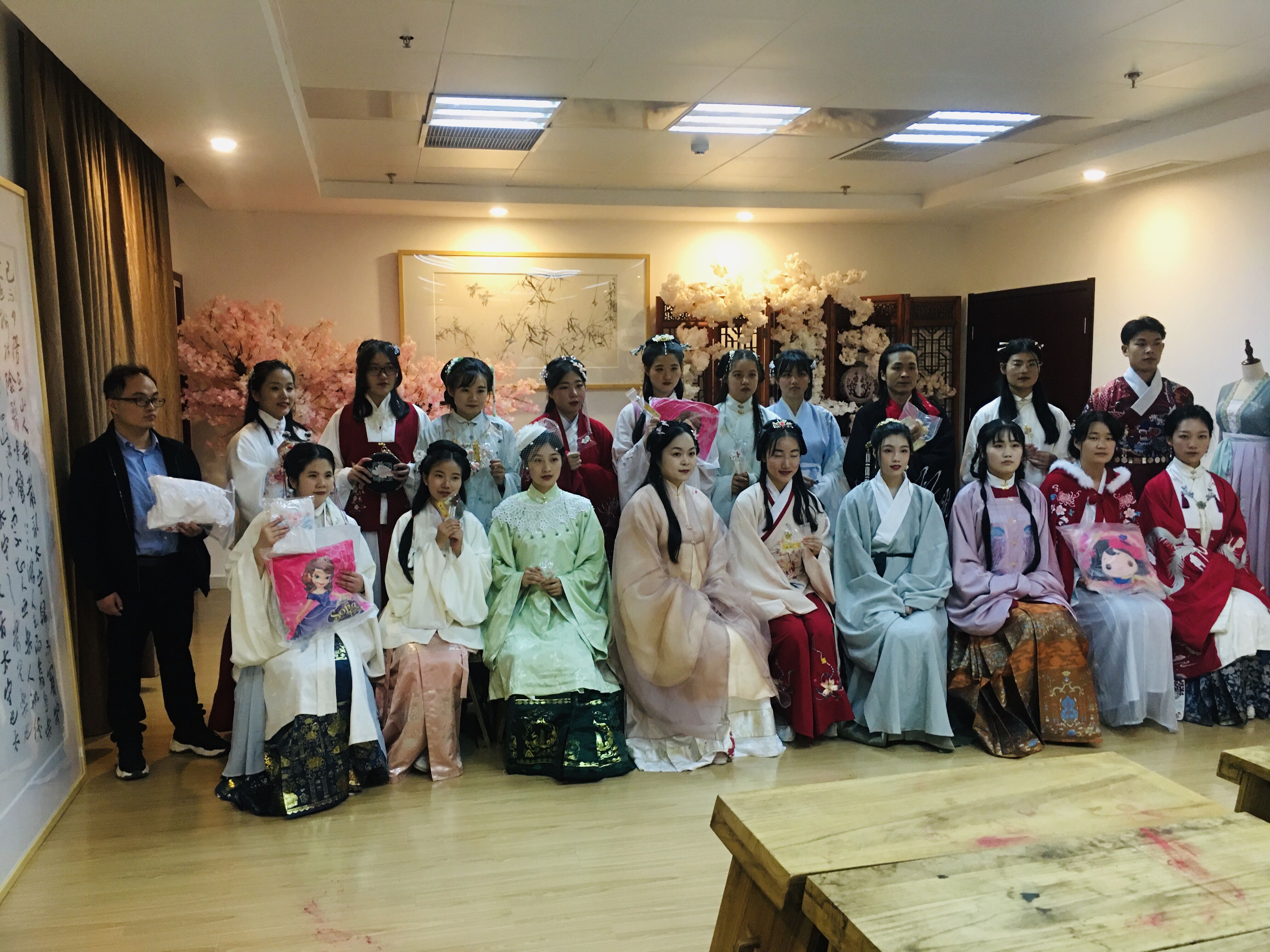 QQ圖片20191118110709.jpg