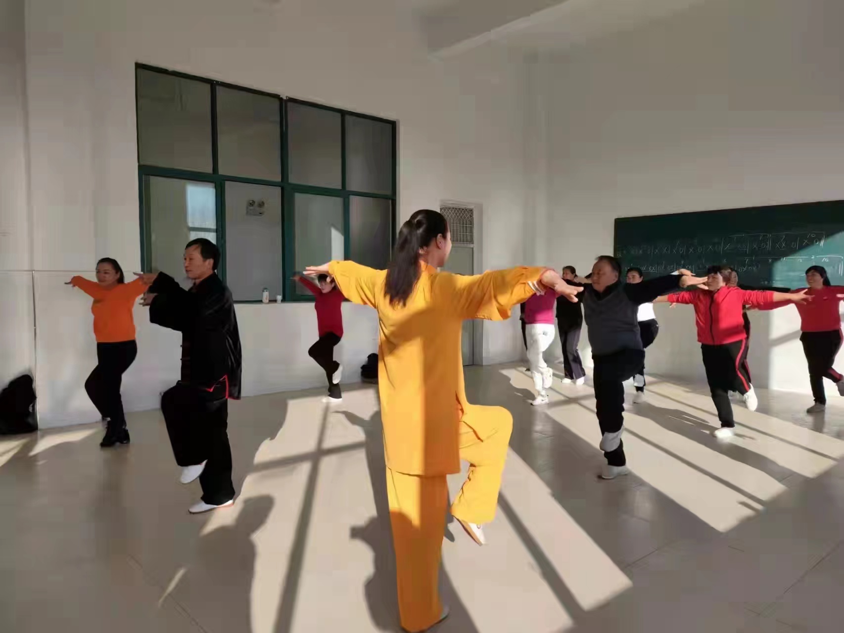 學習五禽戲.jpg